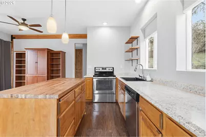 15920 SW Bridle Hills Dr, Beaverton, OR 97007 - Photo 33