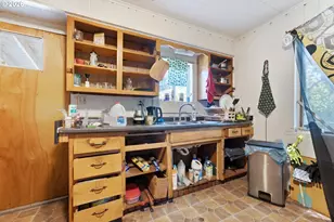 63605 S Barview Rd, Coos Bay, OR 97420 - Photo 15