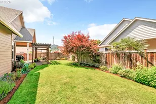 1198 S 41st Pl, Springfield, OR 97478 - Photo 43