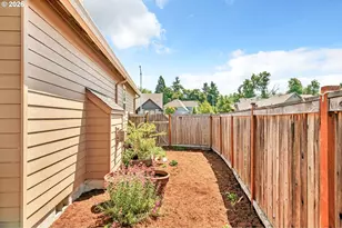 1198 S 41st Pl, Springfield, OR 97478 - Photo 39
