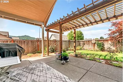 1198 S 41st Pl, Springfield, OR 97478 - Photo 35