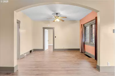 21835 Willamette Dr, West Linn, OR 97068 - Photo 9