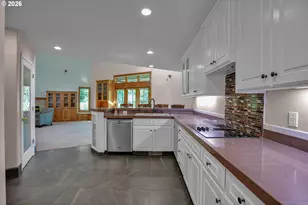 9730 SW 168th Pl, Beaverton, OR 97007 - Photo 23