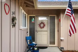 12441 SW King George Dr, Portland, OR 97224 - Photo 5