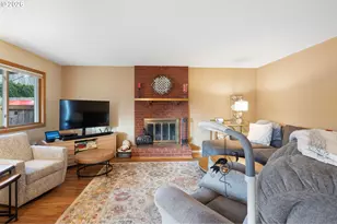 12441 SW King George Dr, Portland, OR 97224 - Photo 7