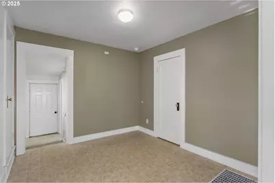 6922 SE Ramona St, Portland, OR 97206 - Photo 15