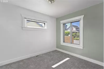 6922 SE Ramona St, Portland, OR 97206 - Photo 13