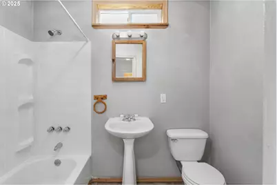 6922 SE Ramona St, Portland, OR 97206 - Photo 13