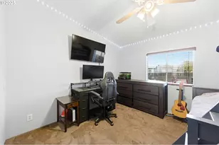 260 21st St, Albany, OR 97322 - Photo 21