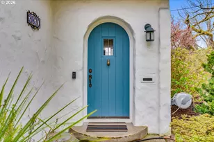 3830 NE Wistaria Dr, Portland, OR 97212 - Photo 5