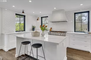 3830 NE Wistaria Dr, Portland, OR 97212 - Photo 17