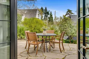 3830 NE Wistaria Dr, Portland, OR 97212 - Photo 13