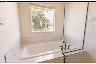 3173 Garrett St, Salem, OR 97304 - Photo 31