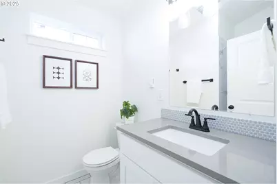 6537 SE Woodstock Blvd, Portland, OR 97206 - Photo 17