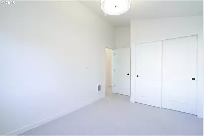 6537 SE Woodstock Blvd, Portland, OR 97206 - Photo 15