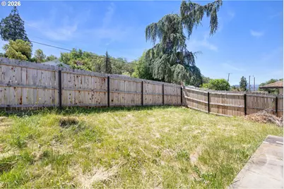 1620 NE Winter St, Roseburg, OR 97470 - Photo 15