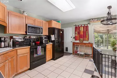 1620 NE Winter St, Roseburg, OR 97470 - Photo 7