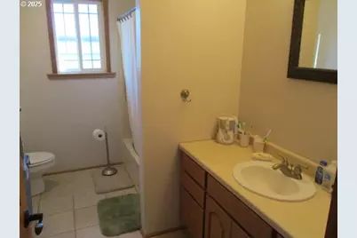 558 E Fulton St, Union, OR 97883 - Photo 9