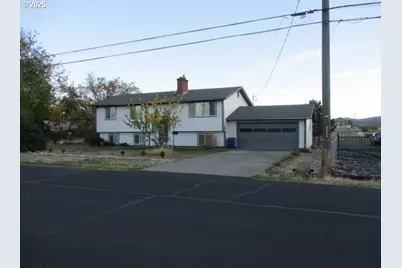 558 E Fulton St, Union, OR 97883 - Photo 3