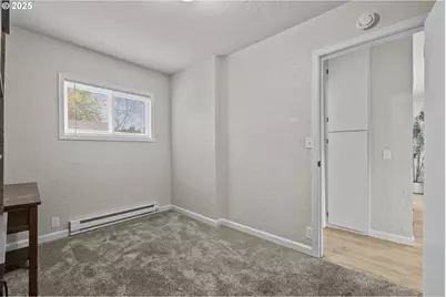 547 Fir St, Woodburn, OR 97071 - Photo 21