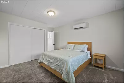 547 Fir St, Woodburn, OR 97071 - Photo 13