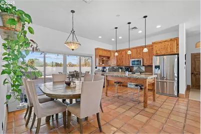 832 E Main St, Hermiston, OR 97838 - Photo 15