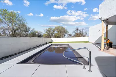 832 E Main St, Hermiston, OR 97838 - Photo 31