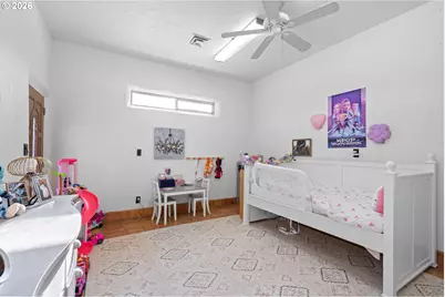 832 E Main St, Hermiston, OR 97838 - Photo 17