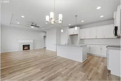 405 S Cedar St, Yamhill, OR 97148 - Photo 9