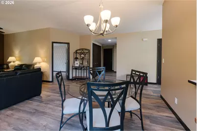 512 Pegasus Ct, Molalla, OR 97038 - Photo 11