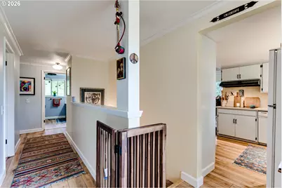 29625 Gimpl Hill Rd, Eugene, OR 97402 - Photo 11