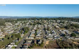 752 Madison St, Coos Bay, OR 97420 - Photo 15