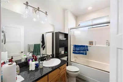 752 Madison St, Coos Bay, OR 97420 - Photo 9