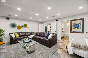 3115 SW Bennington Dr, Portland, OR 97205 - Photo 31