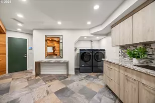 3115 SW Bennington Dr, Portland, OR 97205 - Photo 27