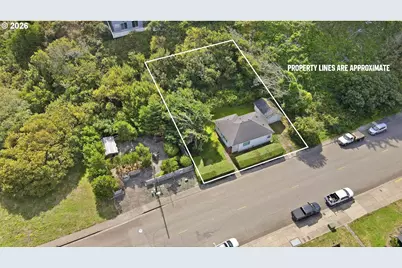325 1st St SW, Bandon, OR 97411 - Photo 37