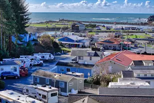 16219 Lower Harbor Rd, Brookings, OR 97415 - Photo 37