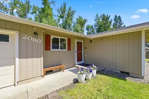 2080 W Harrison Ave, Cottage Grove, OR 97424 - Photo 3
