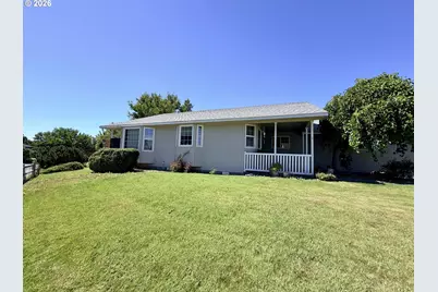 1590 SW Riverhill Dr, Hermiston, OR 97838 - Photo 3
