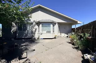 1590 SW Riverhill Dr, Hermiston, OR 97838 - Photo 7