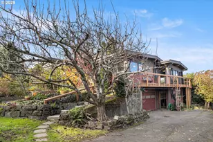 2705 NW Pettygrove St, Portland, OR 97210 - Photo 3