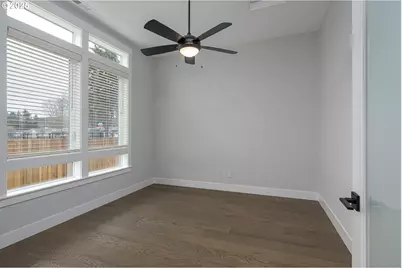 15208 SE Towers Ter, Milwaukie, OR 97267 - Photo 5