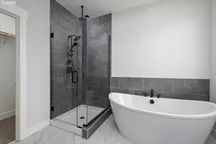 15208 S E Towers Ter, Milwaukie, OR 97267 - Photo 19