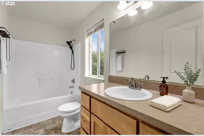 519 NE 2nd St, Battle Ground, WA 98604 - Photo 15