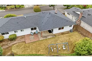 20350 SW Madeline Pl, Beaverton, OR 97078 - Photo 35