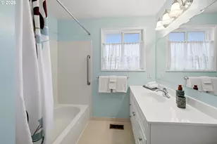20350 SW Madeline Pl, Beaverton, OR 97078 - Photo 9