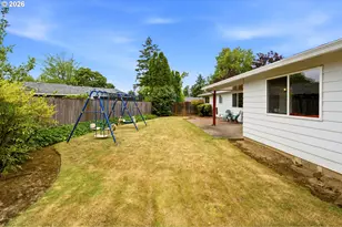 20350 SW Madeline Pl, Beaverton, OR 97078 - Photo 25