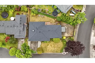 20350 SW Madeline Pl, Beaverton, OR 97078 - Photo 33