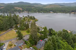 1280 NE Regatta St, Lincoln City, OR 97367 - Photo 3