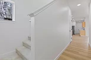 8115 NE Wilkins St, Hillsboro, OR 97006 - Photo 3